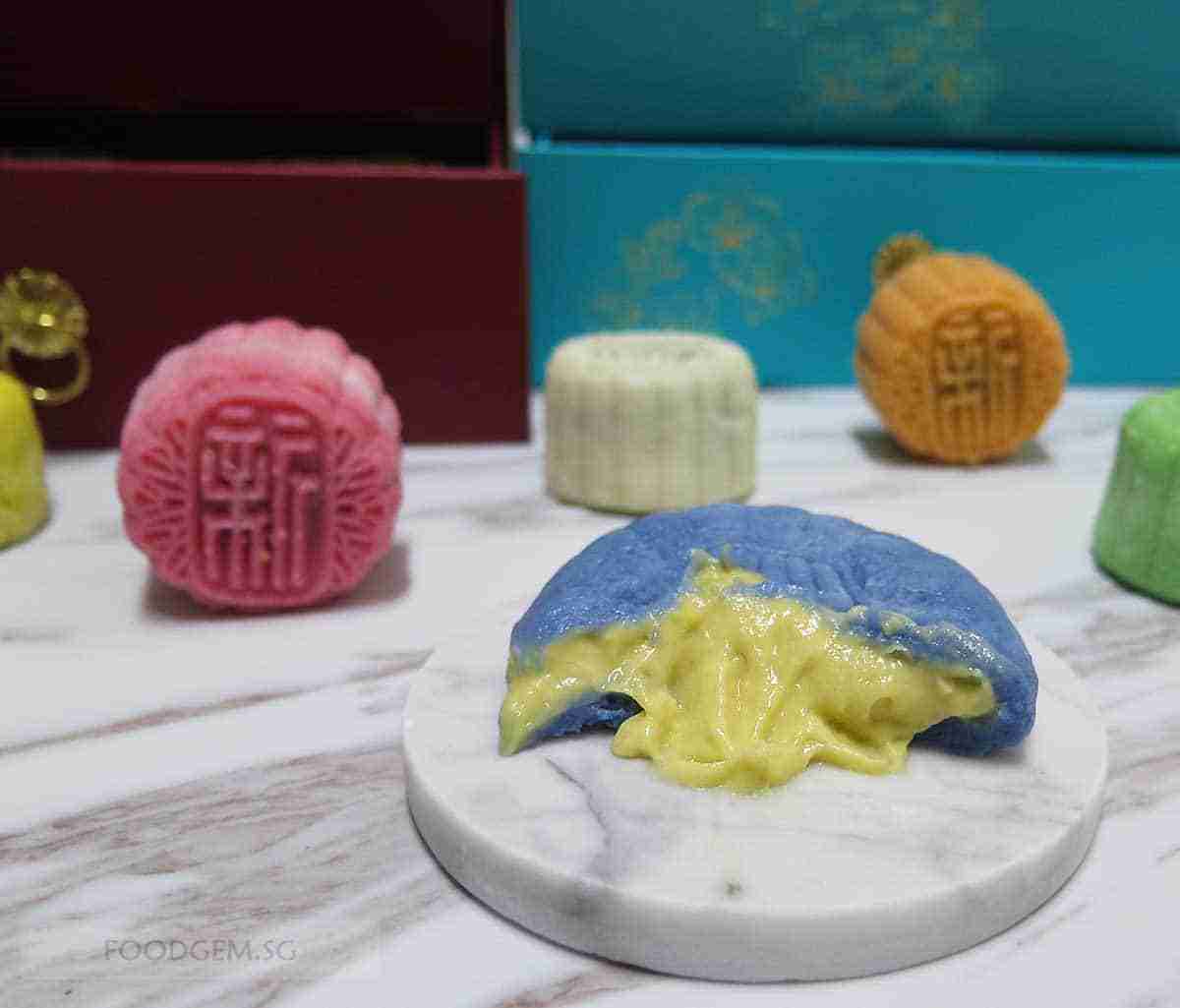 holiday-inn-singapore-atrium-mooncake-3